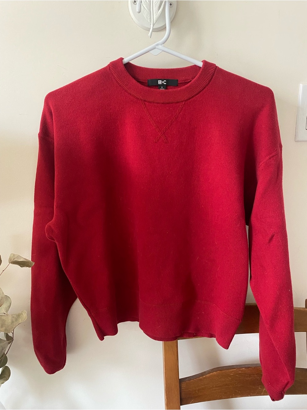 Uniqlo 100% Cotton Red Crop Sweater